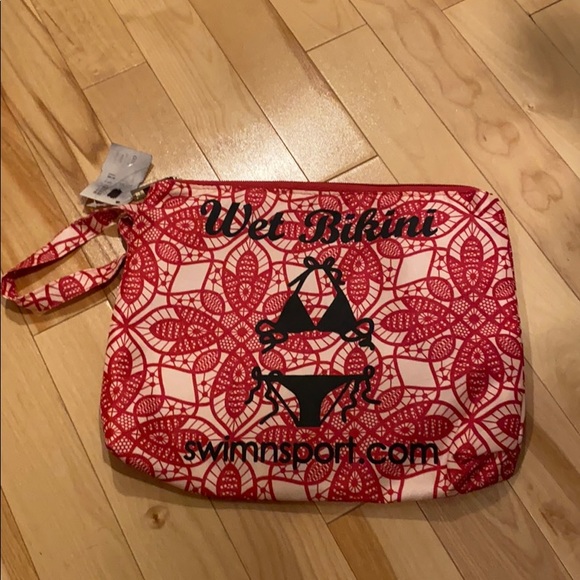 Accessories - NWT Wet bikini bag